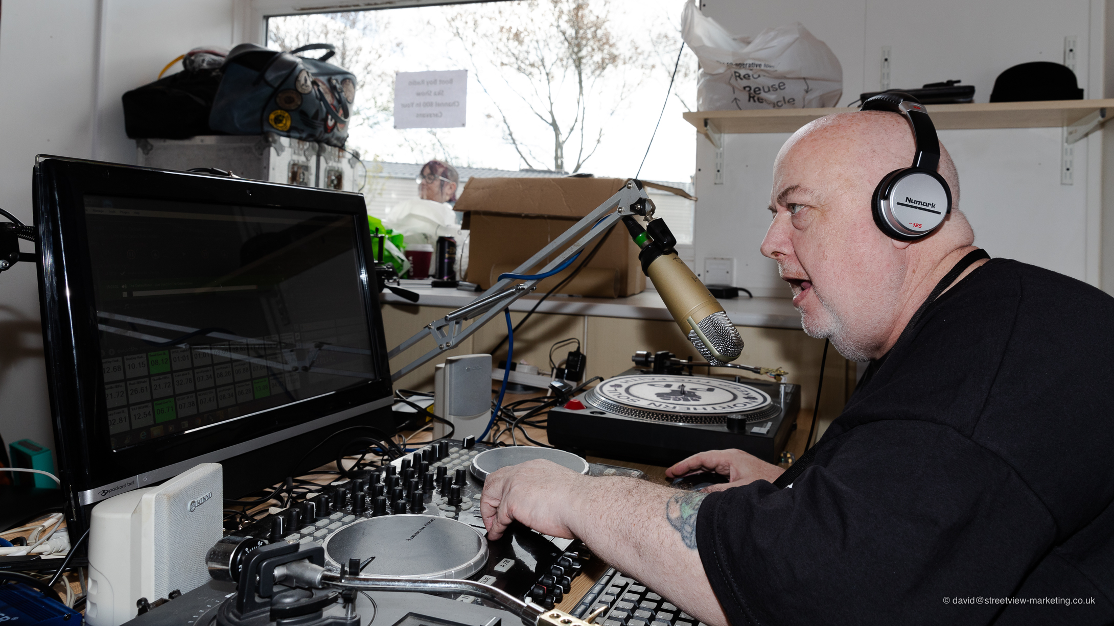 Broadcasting Live From Skamouth